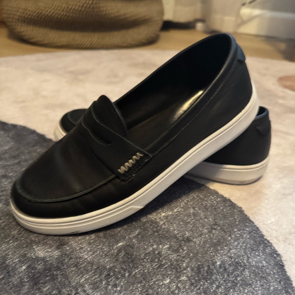 Portland Leather Black and White Loafers